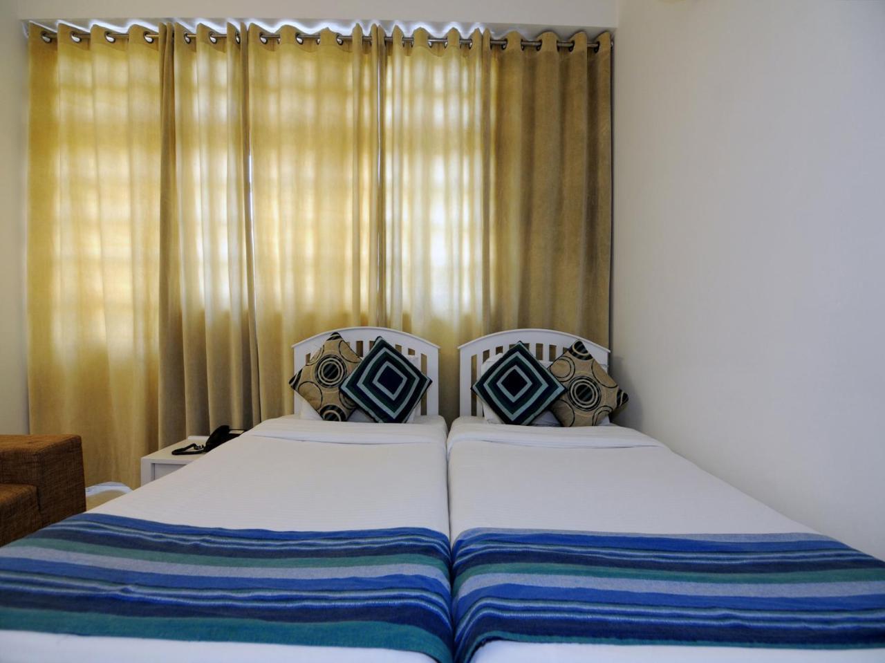 Mehra Residency At The Airport Hotel Új-Delhi Kültér fotó