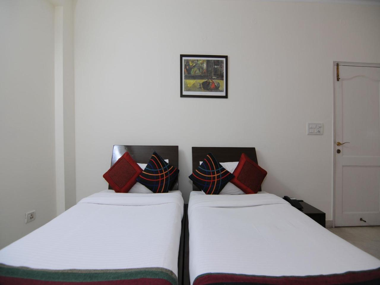 Mehra Residency At The Airport Hotel Új-Delhi Kültér fotó